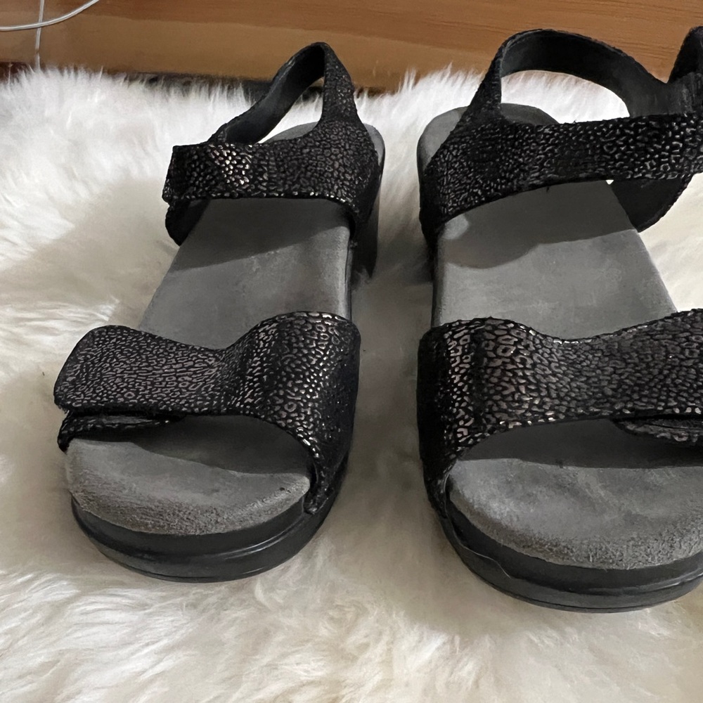 dansko shoes